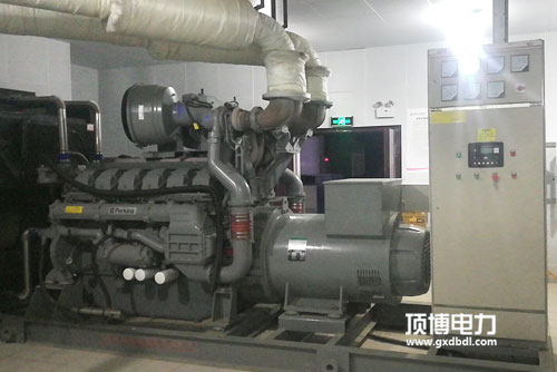 250KW帕金斯發(fā)電機(jī)組空載運(yùn)行溫度過低怎么辦